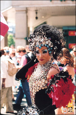 Fabulous hairdo.